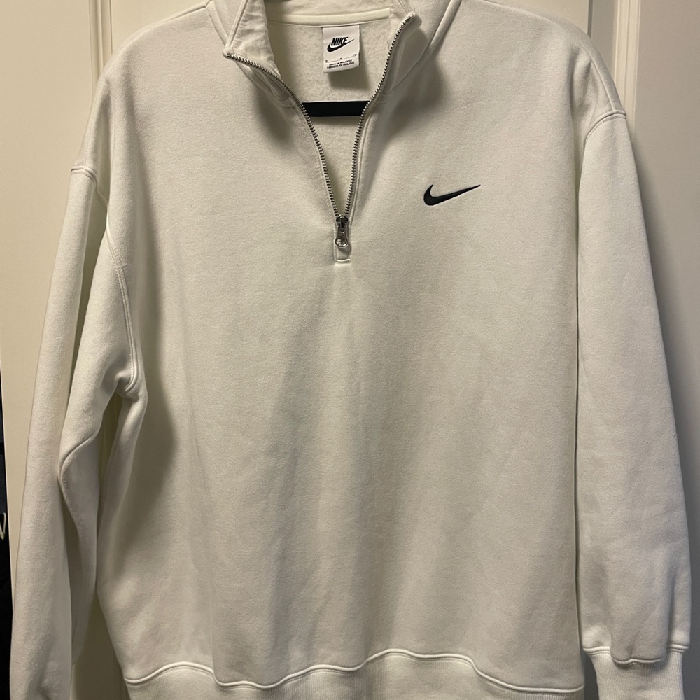 Nike Women’s half Zip-Up Sweater in White